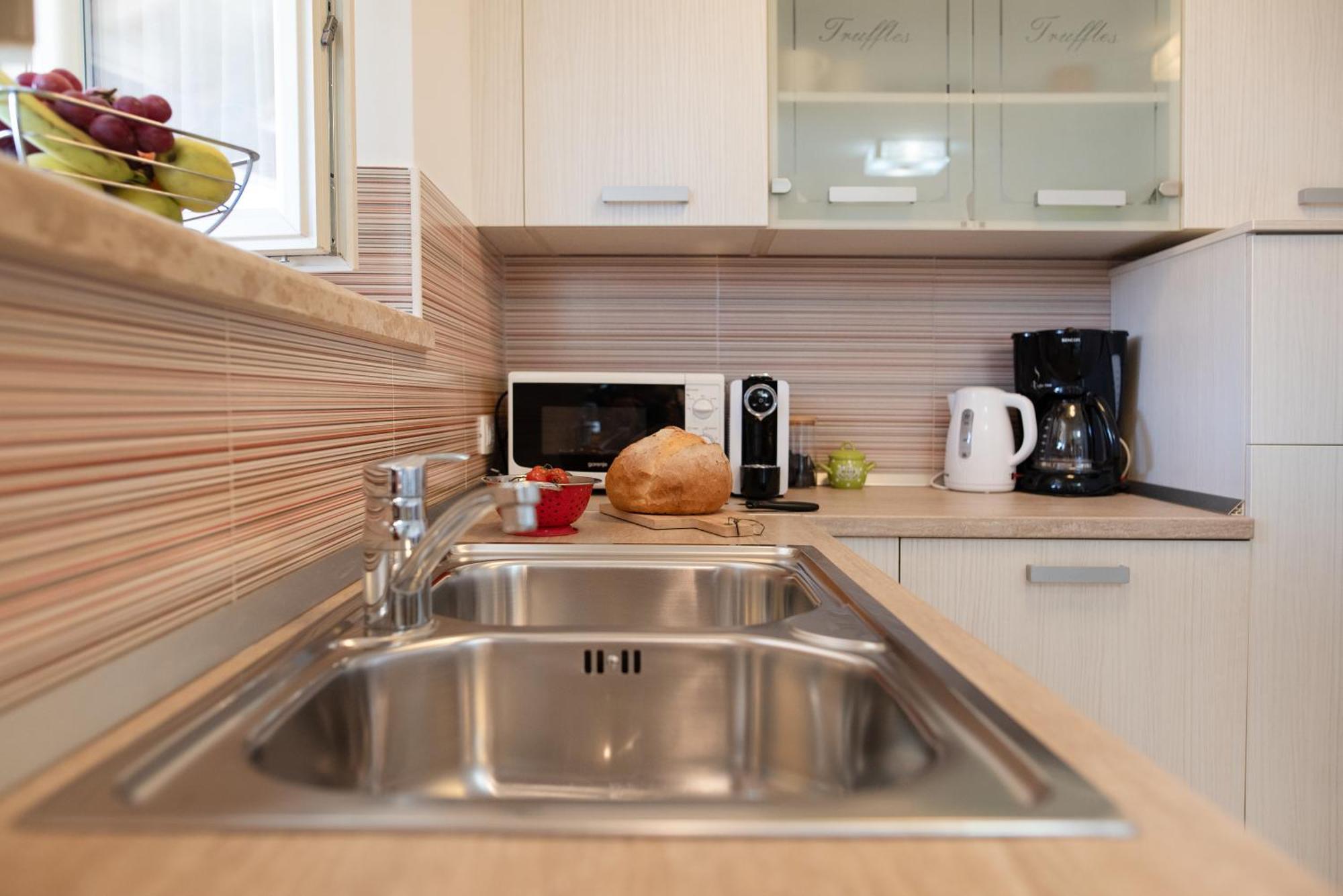 شقة Truffle House Karlic بوزت المظهر الخارجي الصورة